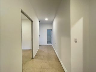 Foto 2 de Oficina en Venta Milla de Oro Medellin