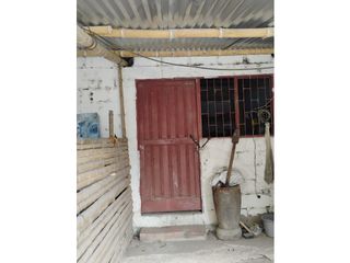 Foto 12 de ARRIENDO LOTE INDUSTRIAL CON OFICINA