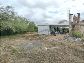 Foto 5 de ARRIENDO LOTE INDUSTRIAL CON OFICINA