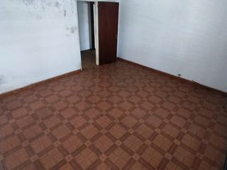 Foto 6 de Casa PH en venta en La Tablada