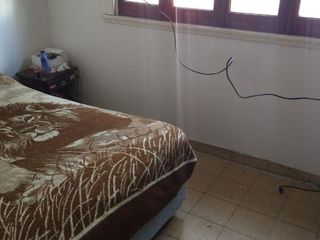 Foto 42 de Casa en venta - 3 dormitorios 2 baños - cochera - 200mts2- La Plata