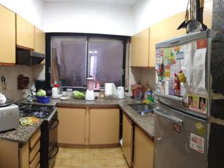 Foto 17 de Casa en venta - 3 dormitorios 2 baños - cochera - 200mts2- La Plata