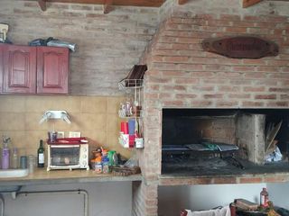 Foto 58 de Casa en venta - 3 dormitorios 2 baños - cochera - 200mts2- La Plata