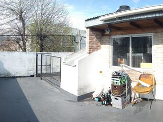Foto 60 de Casa en venta - 3 dormitorios 2 baños - cochera - 200mts2- La Plata