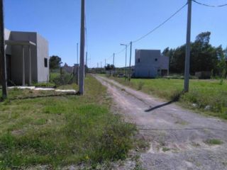 Foto 3 de Terrenos en venta - 300mts2 - La Plata