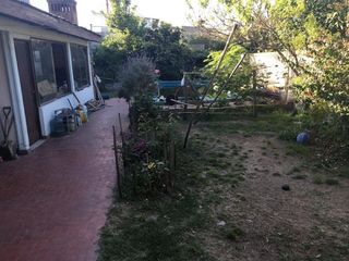 Foto 2 de Casas en venta - 6 dormitorios 3 baños - Cocheras - 150mts2 - Tolosa, La Plata
