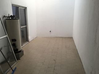 Foto 10 de Casas en venta - 6 dormitorios 3 baños - Cocheras - 150mts2 - Tolosa, La Plata