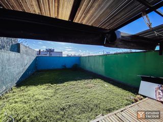 Foto 25 de Casa en venta - 2 dormitorios 1 baño - Cocheras - 162.23m2 - Villa Elvira, La Plata