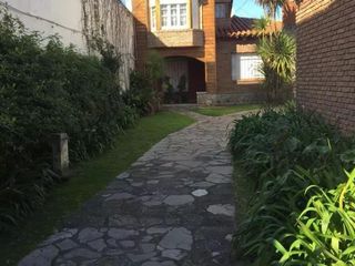 Foto 4 de Casa en venta - 3 dormitorios 3 baños - 130 mts2 - La Plata