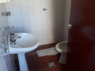 Foto 18 de Venta en bloque de 2 depósitos - 189,12mts2 - La Plata