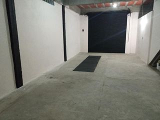 Foto 5 de Venta en bloque de 2 depósitos - 189,12mts2 - La Plata
