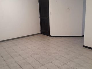 Foto 14 de Venta en bloque de 2 depósitos - 189,12mts2 - La Plata