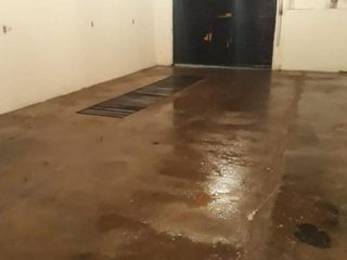 Foto 4 de Venta en bloque de 2 depósitos - 189,12mts2 - La Plata