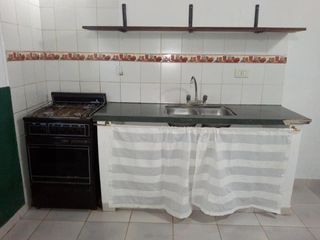 Foto 21 de Casa en venta - 2 dormitorios 1 baño - Cochera - 63 mts2 - Ringuelet