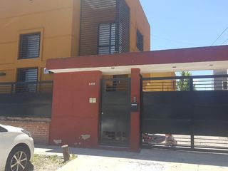 Foto 1 de Dúplex en venta - 2 dormitorios 2 baños - Cochera - 122 mts2 - Villa Elvira