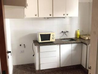 Foto 5 de PH en venta - 1 dormitorio 1 baño - 63mts2 - La Plata