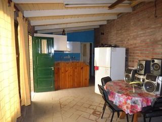 Foto 8 de Casa en venta - 2 dormitorios 2 baños - Cochera - 250mts2 - San Carlos, La Plata