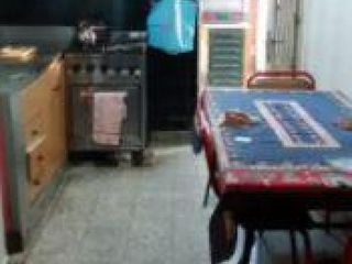 Foto 7 de Casa en venta - 2 dormitorios 1 baño - Galpón - Cochera - 220mts2 - La Plata