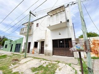 Foto 1 de Departamento en venta - 2 dormitorios 2 baños - cochera - 62mts2 - Villa Elvira