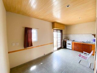 Foto 11 de Departamento en venta - 2 dormitorios 2 baños - cochera - 62mts2 - Villa Elvira