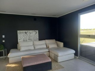 Foto 44 de Casa en venta - 3 dormitorios 3 baños - Cochera - 1050mts2 - Haras del Sur III, La Plata