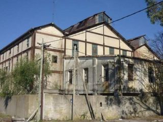 Foto 4 de Galpón frente al puerto en venta - 3340mts2 - Berisso