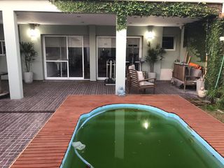 Foto 41 de Casa en venta - 3 dormitorios 2 baños 1 pileta 1 cochera - 230mts2 - Los Hornos