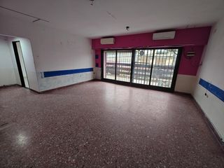 Foto 4 de Salon Planta Alta en alquiler en centro de Laferrere
