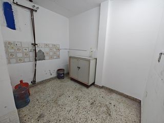 Foto 11 de Salon Planta Alta en alquiler en centro de Laferrere