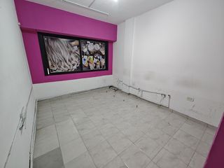 Foto 10 de Salon Planta Alta en alquiler en centro de Laferrere