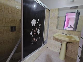 Foto 8 de Salon Planta Alta en alquiler en centro de Laferrere