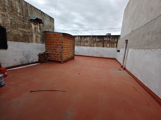 Foto 16 de Salon Planta Alta en alquiler en centro de Laferrere