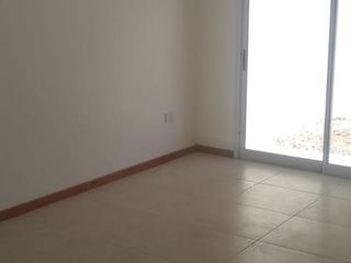 Foto 14 de Dúplex en venta - 2 Dormitorios 1 Baño - Cochera - 83 mts2 - Los Hornos, La Plata