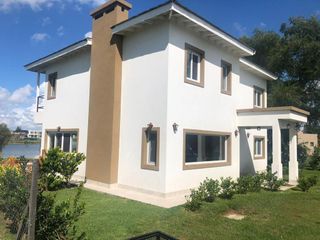 Foto 26 de Casa en Venta a la Laguna, 6 Ambientes, en Barrio El Cantón-Norte, Escobar, GBA Norte