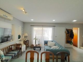Foto 33 de VENTA PH TIPO DUPLEX 3 AMBIENTES COCHERA QUILMES