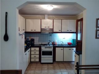 Foto 3 de CHALET 5 AMB, GGE, PATIO C/PARRILLA