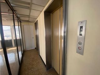 Foto 6 de SE VENDE O ARRIENDA OFICINA CON UBICACIÓN CENTRAL, SANTA MARTA