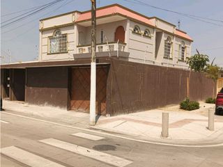 Foto 1 de VENDO HERMOSA CASA EN SAMANES 6 GUAYAQUIL