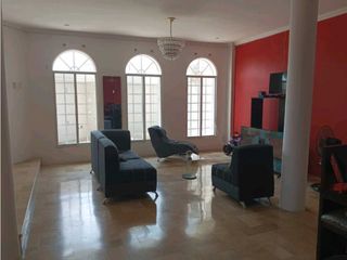 Foto 8 de VENDO HERMOSA CASA EN SAMANES 6 GUAYAQUIL