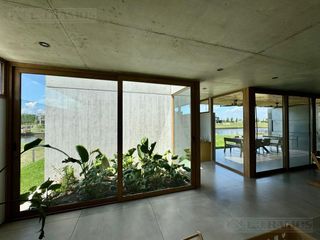 Foto 20 de Casa en  venta al rio en Naudir- Escobar - PG