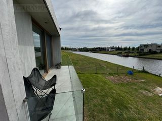Foto 8 de Casa en  venta al rio en Naudir- Escobar - PG