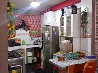 Foto 5 de Se Vende Casa De Tres Pisos Frente Al Terminal Pesquero