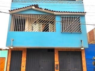 Foto 1 de Se Vende Casa De Tres Pisos Frente Al Terminal Pesquero