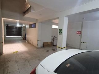 Foto 21 de Venta De Hospedaje En SJL