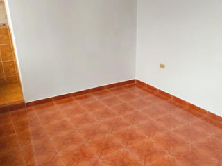 Foto 2 de VENTA DE CASA EN LANCASTER-ATE