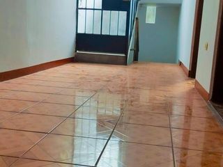 Foto 10 de VENTA DE CASA EN LANCASTER-ATE