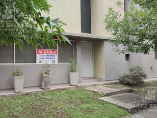 Foto 14 de Casa en  Alquiler 3 dorm,3 baños,cochera doble,jardin -Altos de Manantiales-