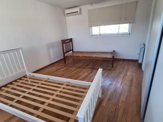 Foto 3 de Casa en  Alquiler 3 dorm,3 baños,cochera doble,jardin -Altos de Manantiales-