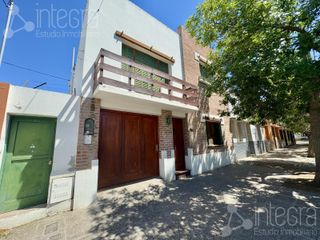 Foto 2 de Casa céntrica en venta