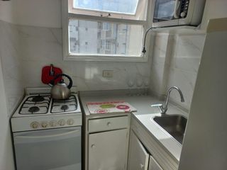 Foto 10 de Alquiler 12 Meses,  departamento de 1 ambientes en  Falucho y Las Heras